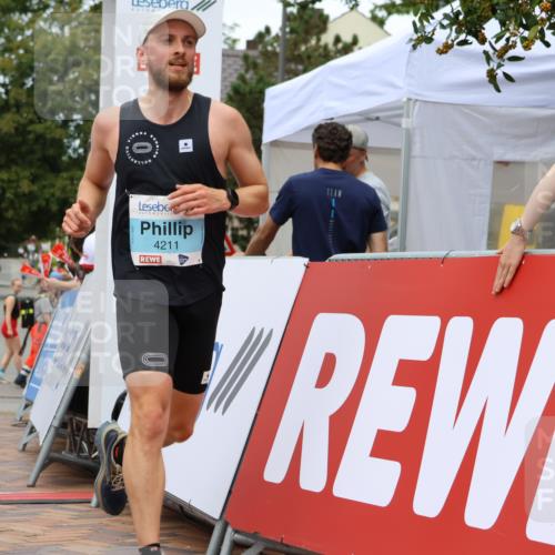 31.08.2025 - 21. Blankeneser Heldenlauf Strokosch-Dieckow http://msf.ph/oto/8687786 31.08.2025 11:56:37 Ziel 5615, 4265, 4217, 4211 meine-sportfotos.de