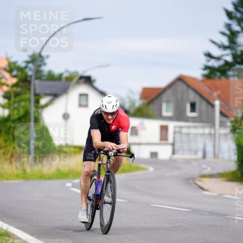 31.08.2025 - Elbe Triathlon Hamburg Michael Burmester http://msf.ph/oto/8687787 31.08.2025 15:24:02 Radfahren  meine-sportfotos.de