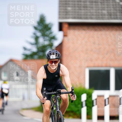 31.08.2025 - Elbe Triathlon Hamburg Michael Burmester http://msf.ph/oto/8687797 31.08.2025 15:24:26 Radfahren  meine-sportfotos.de