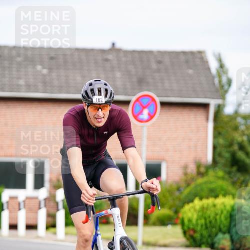 31.08.2025 - Elbe Triathlon Hamburg Michael Burmester http://msf.ph/oto/8687815 31.08.2025 15:25:19 Radfahren  meine-sportfotos.de