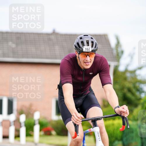 31.08.2025 - Elbe Triathlon Hamburg Michael Burmester http://msf.ph/oto/8687817 31.08.2025 15:25:19 Radfahren  meine-sportfotos.de