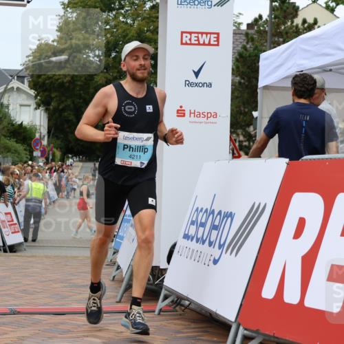 31.08.2025 - 21. Blankeneser Heldenlauf Strokosch-Dieckow http://msf.ph/oto/8687821 31.08.2025 11:56:36 Ziel 5615, 4265, 4217, 4211 meine-sportfotos.de