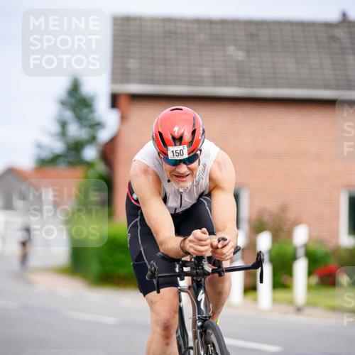 31.08.2025 - Elbe Triathlon Hamburg Michael Burmester http://msf.ph/oto/8687822 31.08.2025 15:25:28 Radfahren  meine-sportfotos.de