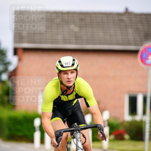 31.08.2025 - Elbe Triathlon Hamburg Michael Burmester http://msf.ph/oto/8687828 31.08.2025 15:25:43 Radfahren  meine-sportfotos.de
