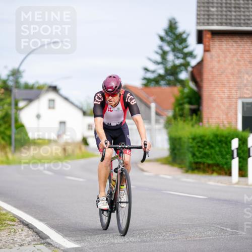 31.08.2025 - Elbe Triathlon Hamburg Michael Burmester http://msf.ph/oto/8687834 31.08.2025 15:25:48 Radfahren  meine-sportfotos.de
