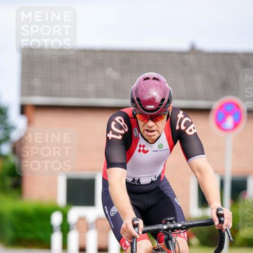 31.08.2025 - Elbe Triathlon Hamburg Michael Burmester http://msf.ph/oto/8687836 31.08.2025 15:25:49 Radfahren  meine-sportfotos.de