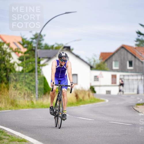 31.08.2025 - Elbe Triathlon Hamburg Michael Burmester http://msf.ph/oto/8687845 31.08.2025 15:26:30 Radfahren  meine-sportfotos.de