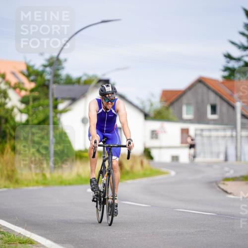 31.08.2025 - Elbe Triathlon Hamburg Michael Burmester http://msf.ph/oto/8687847 31.08.2025 15:26:30 Radfahren  meine-sportfotos.de
