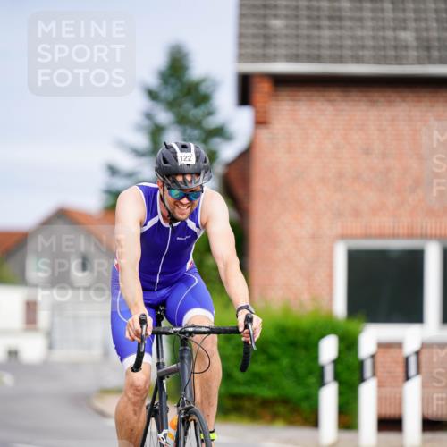 31.08.2025 - Elbe Triathlon Hamburg Michael Burmester http://msf.ph/oto/8687848 31.08.2025 15:26:31 Radfahren  meine-sportfotos.de