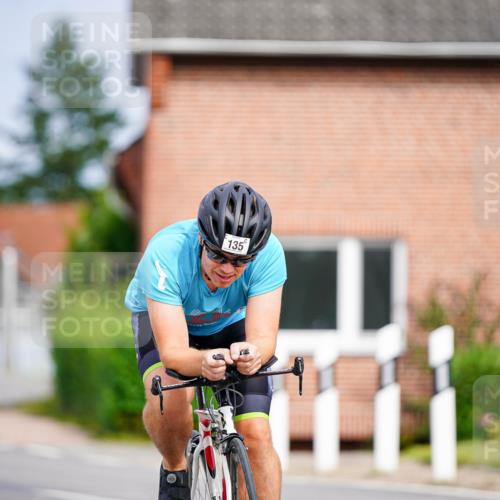 31.08.2025 - Elbe Triathlon Hamburg Michael Burmester http://msf.ph/oto/8687868 31.08.2025 15:27:14 Radfahren  meine-sportfotos.de