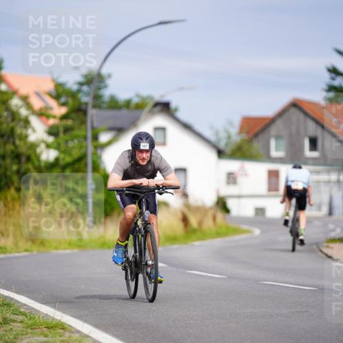 31.08.2025 - Elbe Triathlon Hamburg Michael Burmester http://msf.ph/oto/8687892 31.08.2025 15:28:09 Radfahren  meine-sportfotos.de