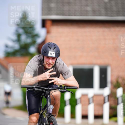 31.08.2025 - Elbe Triathlon Hamburg Michael Burmester http://msf.ph/oto/8687895 31.08.2025 15:28:11 Radfahren  meine-sportfotos.de