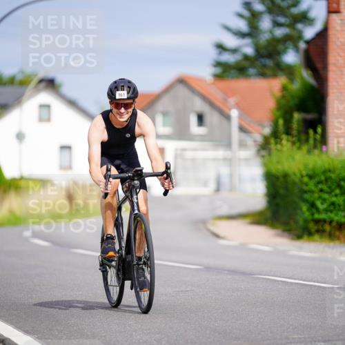 31.08.2025 - Elbe Triathlon Hamburg Michael Burmester http://msf.ph/oto/8687904 31.08.2025 15:29:06 Radfahren  meine-sportfotos.de