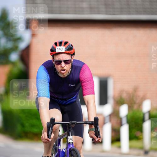 31.08.2025 - Elbe Triathlon Hamburg Michael Burmester http://msf.ph/oto/8687910 31.08.2025 15:29:35 Radfahren  meine-sportfotos.de