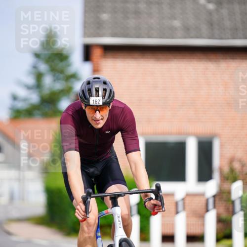 31.08.2025 - Elbe Triathlon Hamburg Michael Burmester http://msf.ph/oto/8687915 31.08.2025 15:29:41 Radfahren  meine-sportfotos.de