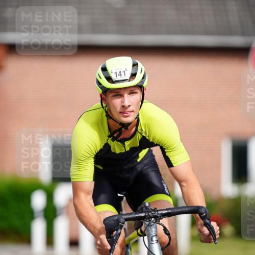 31.08.2025 - Elbe Triathlon Hamburg Michael Burmester http://msf.ph/oto/8687928 31.08.2025 15:30:06 Radfahren  meine-sportfotos.de