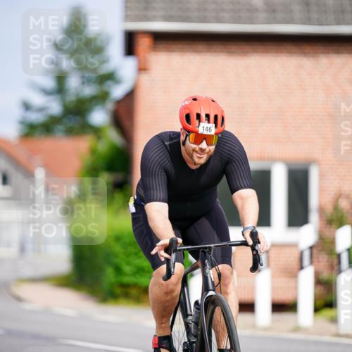 31.08.2025 - Elbe Triathlon Hamburg Michael Burmester http://msf.ph/oto/8687933 31.08.2025 15:30:19 Radfahren  meine-sportfotos.de