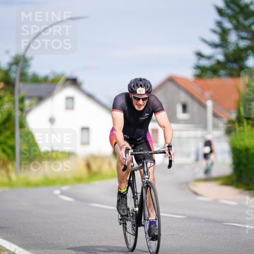 31.08.2025 - Elbe Triathlon Hamburg Michael Burmester http://msf.ph/oto/8687935 31.08.2025 15:30:21 Radfahren  meine-sportfotos.de