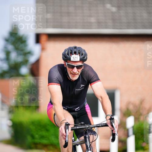 31.08.2025 - Elbe Triathlon Hamburg Michael Burmester http://msf.ph/oto/8687936 31.08.2025 15:30:22 Radfahren  meine-sportfotos.de