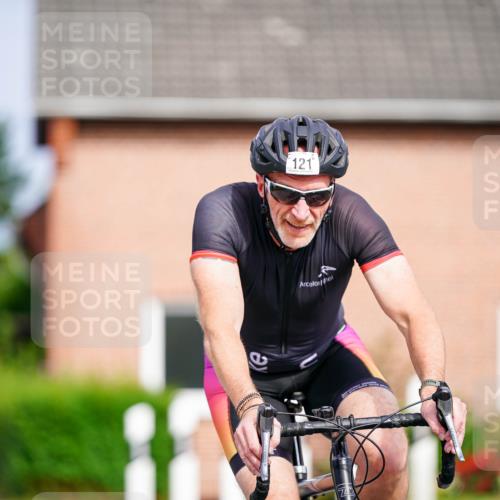 31.08.2025 - Elbe Triathlon Hamburg Michael Burmester http://msf.ph/oto/8687939 31.08.2025 15:30:22 Radfahren  meine-sportfotos.de