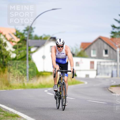 31.08.2025 - Elbe Triathlon Hamburg Michael Burmester http://msf.ph/oto/8687976 31.08.2025 15:32:00 Radfahren  meine-sportfotos.de