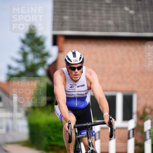 31.08.2025 - Elbe Triathlon Hamburg Michael Burmester http://msf.ph/oto/8687979 31.08.2025 15:32:01 Radfahren  meine-sportfotos.de