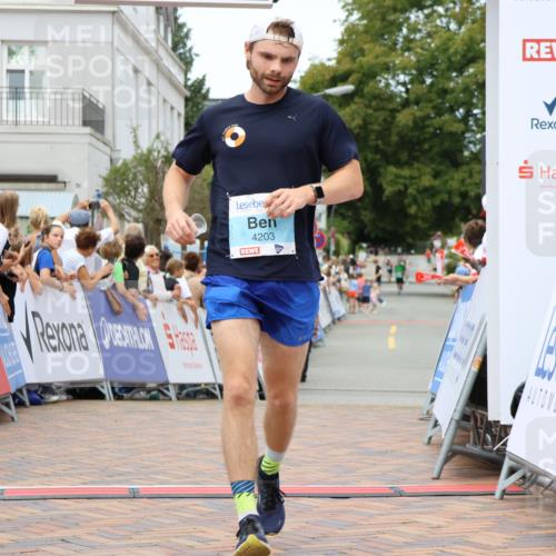 31.08.2025 - 21. Blankeneser Heldenlauf Strokosch-Dieckow http://msf.ph/oto/8687984 31.08.2025 11:56:08 Ziel 4203 meine-sportfotos.de