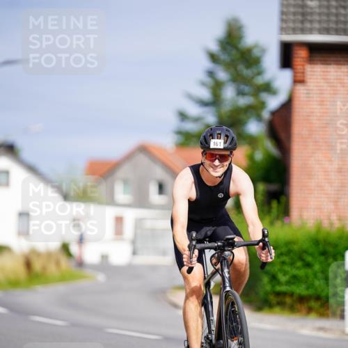 31.08.2025 - Elbe Triathlon Hamburg Michael Burmester http://msf.ph/oto/8688023 31.08.2025 15:33:40 Radfahren  meine-sportfotos.de
