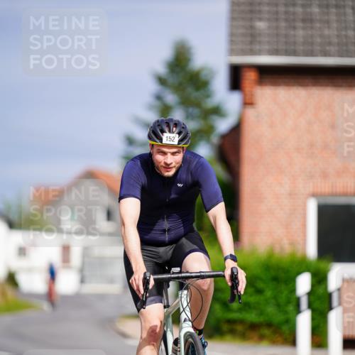 31.08.2025 - Elbe Triathlon Hamburg Michael Burmester http://msf.ph/oto/8688031 31.08.2025 15:33:43 Radfahren  meine-sportfotos.de