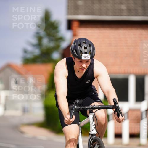 31.08.2025 - Elbe Triathlon Hamburg Michael Burmester http://msf.ph/oto/8688072 31.08.2025 15:34:13 Radfahren  meine-sportfotos.de