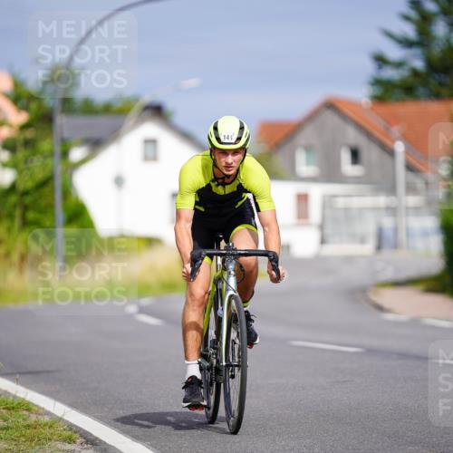 31.08.2025 - Elbe Triathlon Hamburg Michael Burmester http://msf.ph/oto/8688085 31.08.2025 15:34:33 Radfahren  meine-sportfotos.de