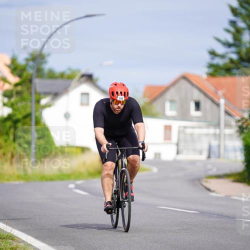 31.08.2025 - Elbe Triathlon Hamburg Michael Burmester http://msf.ph/oto/8688096 31.08.2025 15:34:54 Radfahren  meine-sportfotos.de