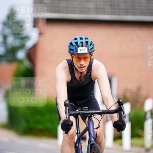 31.08.2025 - Elbe Triathlon Hamburg Michael Burmester http://msf.ph/oto/8688113 31.08.2025 15:35:50 Radfahren  meine-sportfotos.de