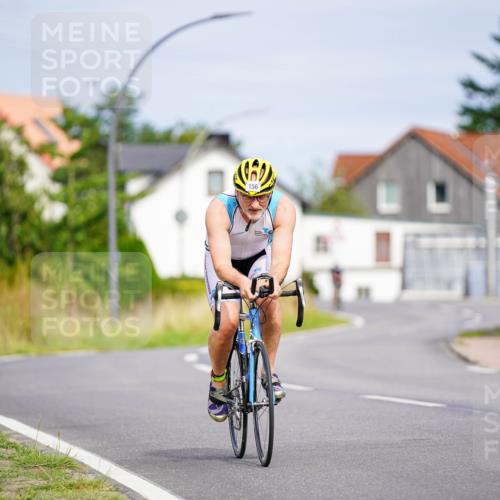 31.08.2025 - Elbe Triathlon Hamburg Michael Burmester http://msf.ph/oto/8688148 31.08.2025 15:36:21 Radfahren  meine-sportfotos.de