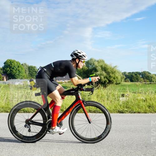 31.08.2025 - Elbe Triathlon Hamburg Michael Burmester http://msf.ph/oto/8688150 31.08.2025 08:49:04 Radfahren 245, 345, 363 meine-sportfotos.de