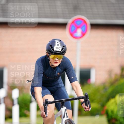 31.08.2025 - Elbe Triathlon Hamburg Michael Burmester http://msf.ph/oto/8688178 31.08.2025 15:37:08 Radfahren  meine-sportfotos.de