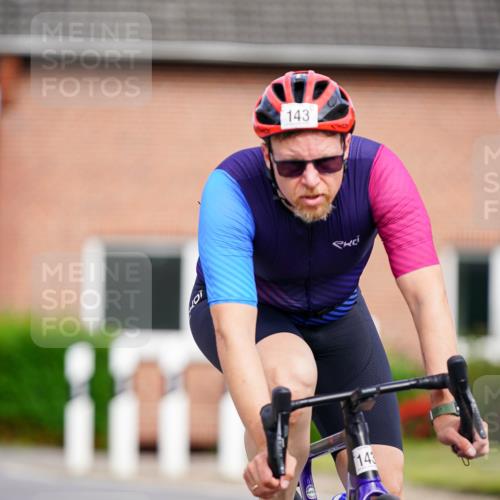 31.08.2025 - Elbe Triathlon Hamburg Michael Burmester http://msf.ph/oto/8688216 31.08.2025 15:38:30 Radfahren  meine-sportfotos.de