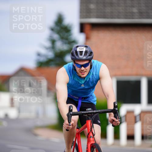 31.08.2025 - Elbe Triathlon Hamburg Michael Burmester http://msf.ph/oto/8688233 31.08.2025 15:38:56 Radfahren  meine-sportfotos.de
