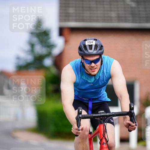 31.08.2025 - Elbe Triathlon Hamburg Michael Burmester http://msf.ph/oto/8688235 31.08.2025 15:38:56 Radfahren  meine-sportfotos.de