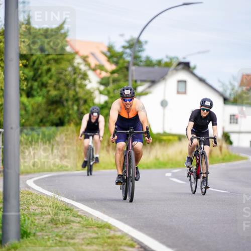 31.08.2025 - Elbe Triathlon Hamburg Michael Burmester http://msf.ph/oto/8688242 31.08.2025 15:39:15 Radfahren  meine-sportfotos.de