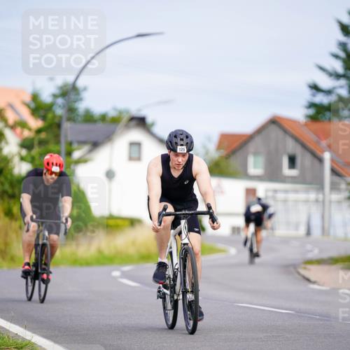 31.08.2025 - Elbe Triathlon Hamburg Michael Burmester http://msf.ph/oto/8688249 31.08.2025 15:39:18 Radfahren  meine-sportfotos.de