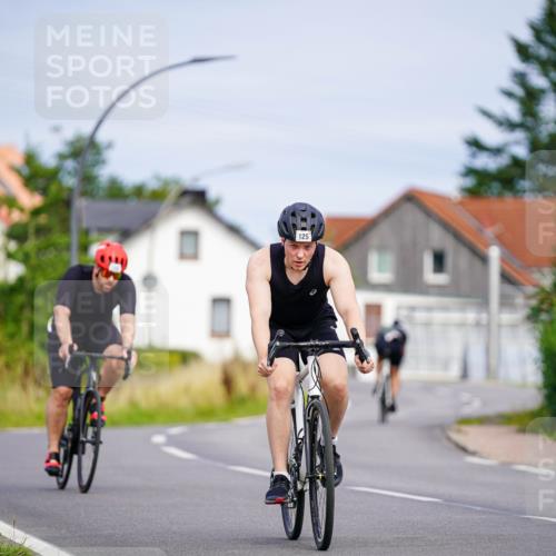 31.08.2025 - Elbe Triathlon Hamburg Michael Burmester http://msf.ph/oto/8688252 31.08.2025 15:39:18 Radfahren  meine-sportfotos.de