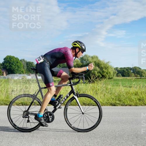 31.08.2025 - Elbe Triathlon Hamburg Michael Burmester http://msf.ph/oto/8688273 31.08.2025 08:54:41 Radfahren 370 meine-sportfotos.de