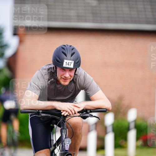 31.08.2025 - Elbe Triathlon Hamburg Michael Burmester http://msf.ph/oto/8688282 31.08.2025 15:40:03 Radfahren  meine-sportfotos.de