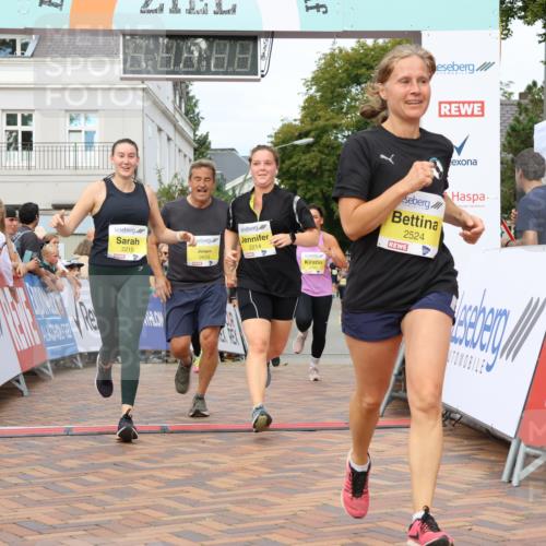 31.08.2025 - 21. Blankeneser Heldenlauf Strokosch-Dieckow http://msf.ph/oto/8688289 31.08.2025 10:34:51 Ziel 2524, 2244, 2021, 2214, 2215, 2655, 2488, 2548, 2549, 2438, 2439, 2441, 2442, 2048 meine-sportfotos.de