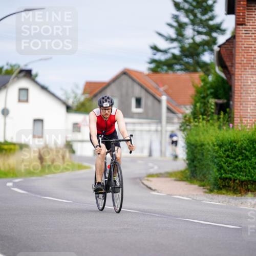 31.08.2025 - Elbe Triathlon Hamburg Michael Burmester http://msf.ph/oto/8688304 31.08.2025 15:40:52 Radfahren  meine-sportfotos.de