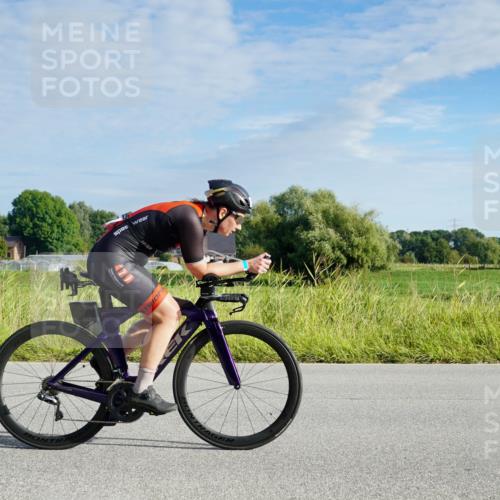 31.08.2025 - Elbe Triathlon Hamburg Michael Burmester http://msf.ph/oto/8688307 31.08.2025 08:55:49 Radfahren 279, 331 meine-sportfotos.de