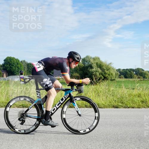 31.08.2025 - Elbe Triathlon Hamburg Michael Burmester http://msf.ph/oto/8688315 31.08.2025 08:56:10 Radfahren 171, 180 meine-sportfotos.de