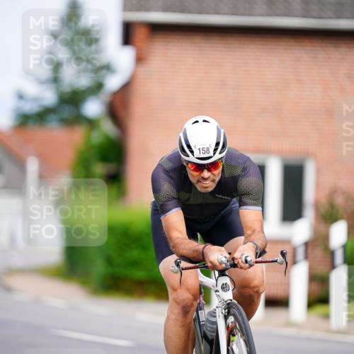 31.08.2025 - Elbe Triathlon Hamburg Michael Burmester http://msf.ph/oto/8688328 31.08.2025 15:41:30 Radfahren  meine-sportfotos.de