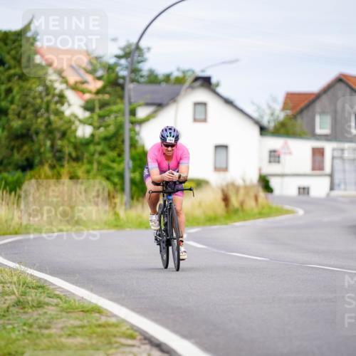 31.08.2025 - Elbe Triathlon Hamburg Michael Burmester http://msf.ph/oto/8688356 31.08.2025 15:42:49 Radfahren  meine-sportfotos.de